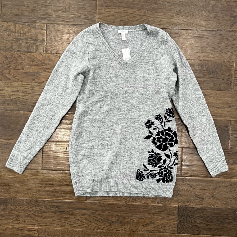 NWT Thyme Long Sleeve Sweater - Picture 8 of 13